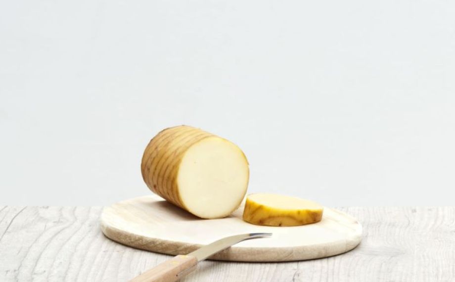 The flavourings of Pindos in a famous cheese